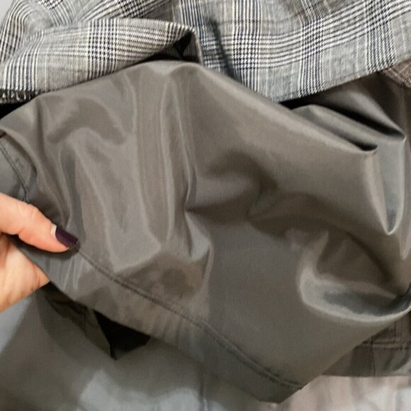 Banana Republic Fitted Gray Plaid Midi Dress Size 6 - Picture 13 of 16